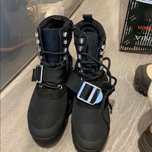Black Steve Madden boots